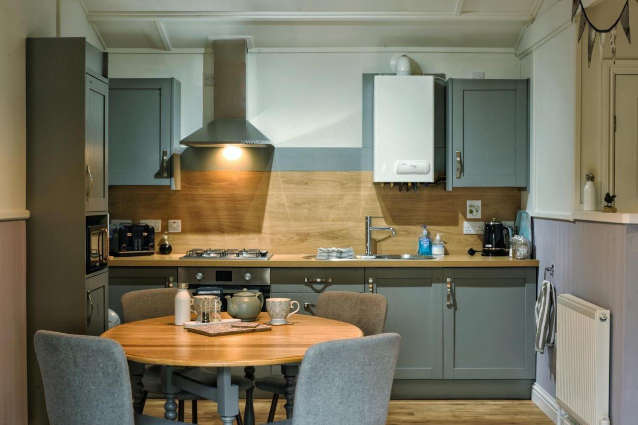 Bramble Lodge Glamping لاوث المظهر الخارجي الصورة